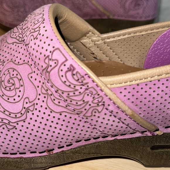 Dansko professional clog, pink floral nubuck, size 40 - Picture 12 of 16